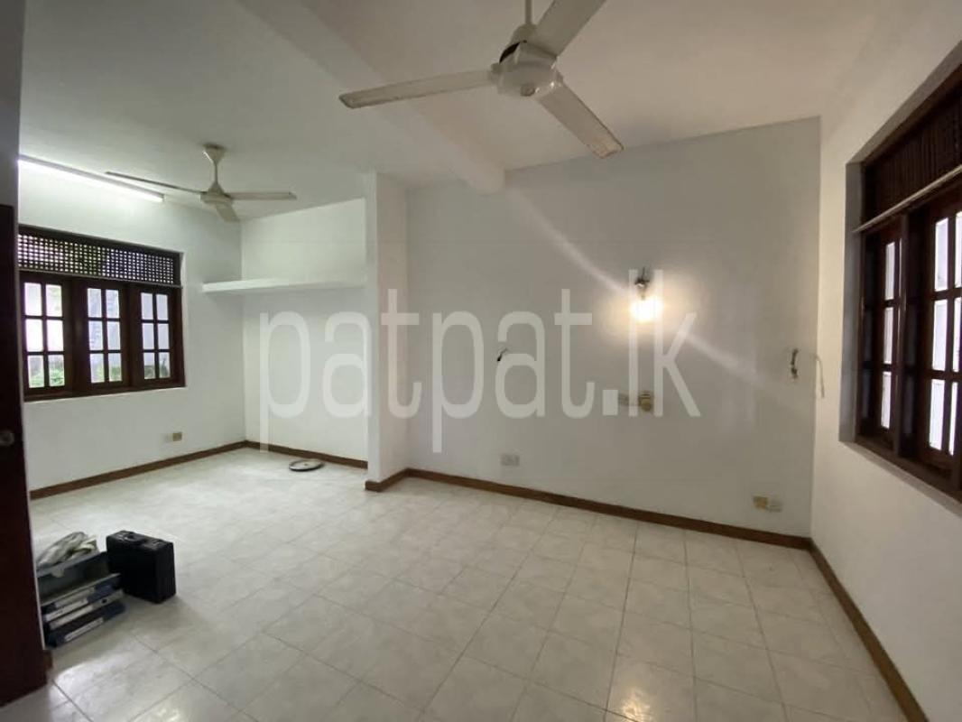 House for Sale in Nugegoda ads-image-1