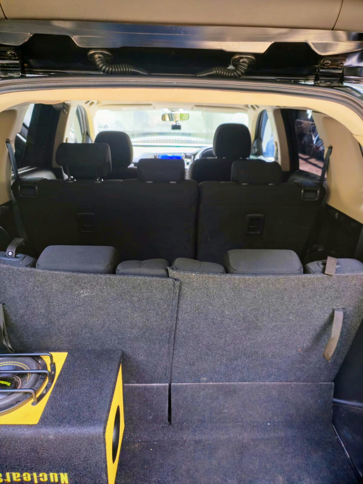 Mitsubishi Outlander 2015 - Used SUV sale in Sri Lanka - patpat.lk
