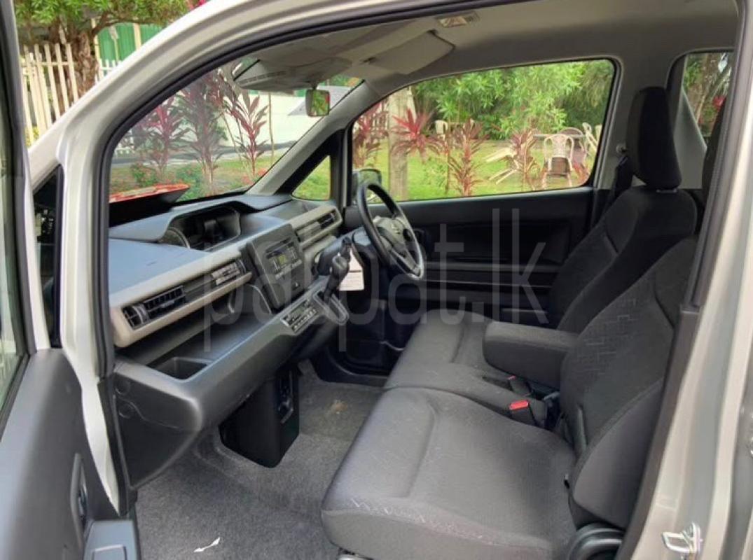 Advertisement image 6