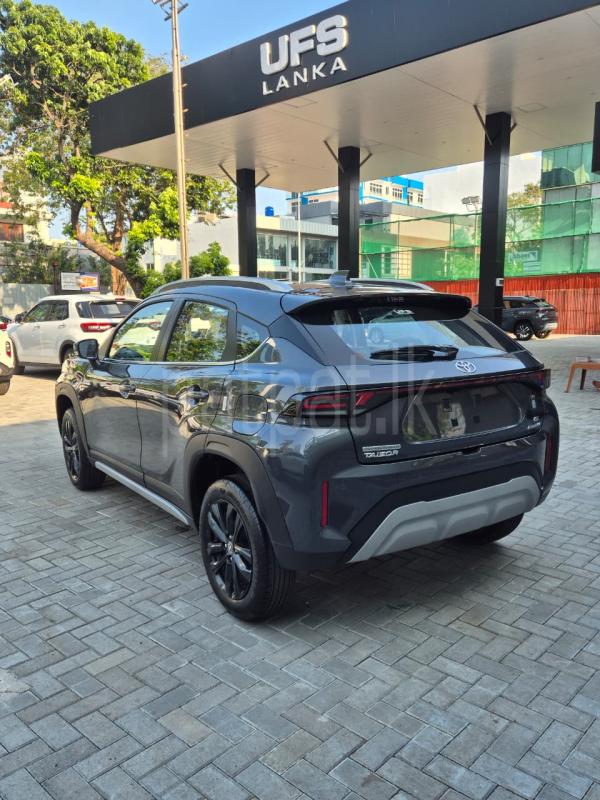 Advertisement image 4