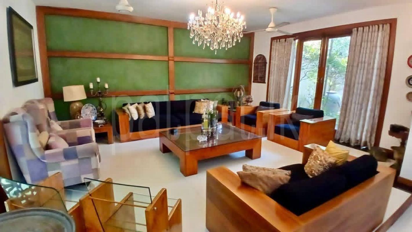 House for Sale in Kollupitiya (Colombo 03)