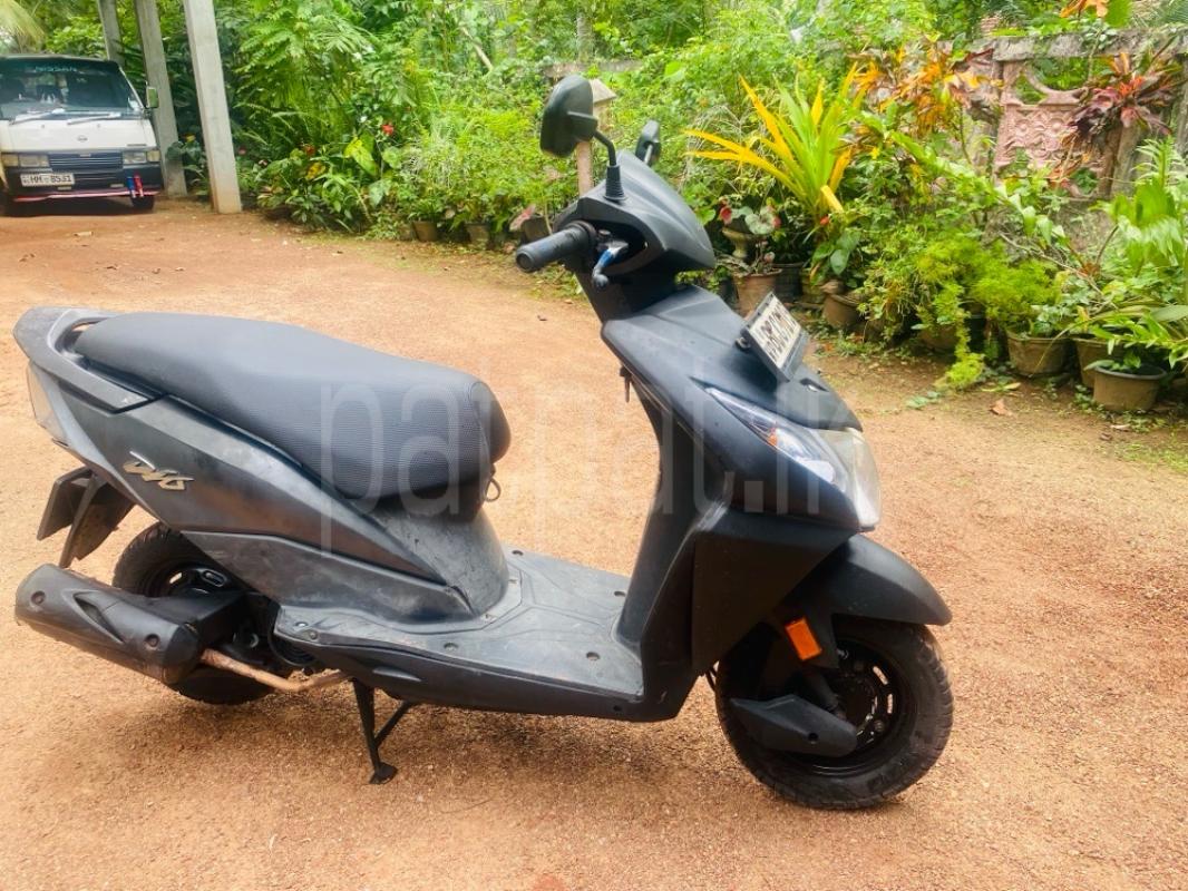 Advertisement image 4