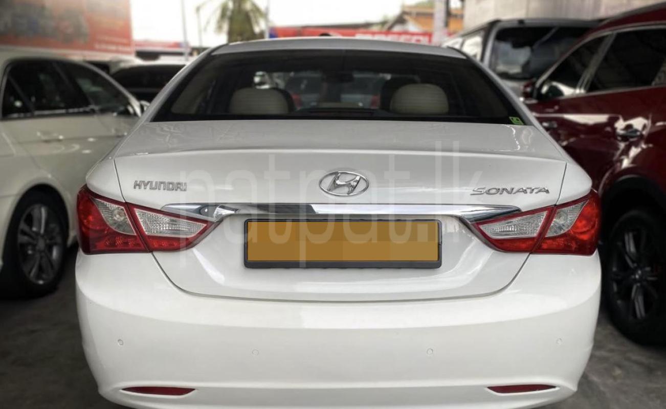 Hyundai Sonata 2012 - பயன்படுத்தப்பட்டது கார் sale in Sri Lanka - patpat.lk