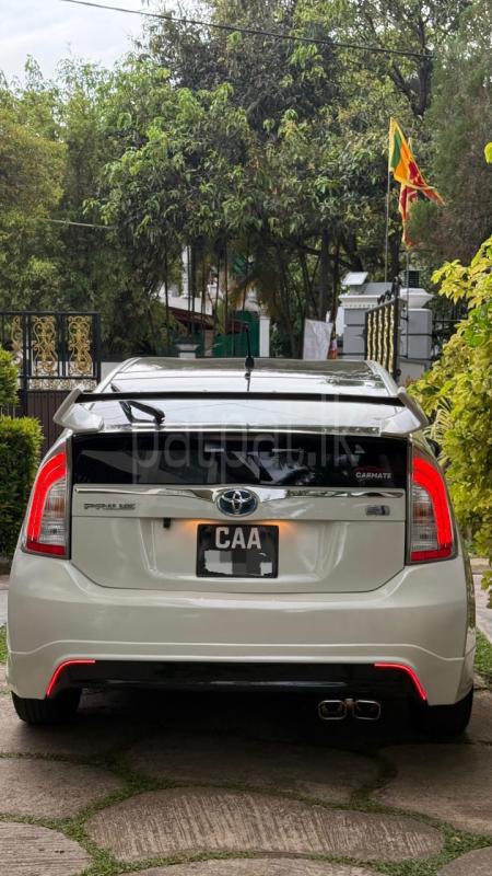 Toyota Prius 2012 - Used Car sale in Sri Lanka - patpat.lk