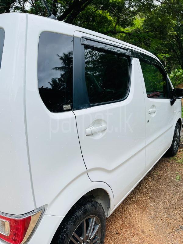 Advertisement image 6