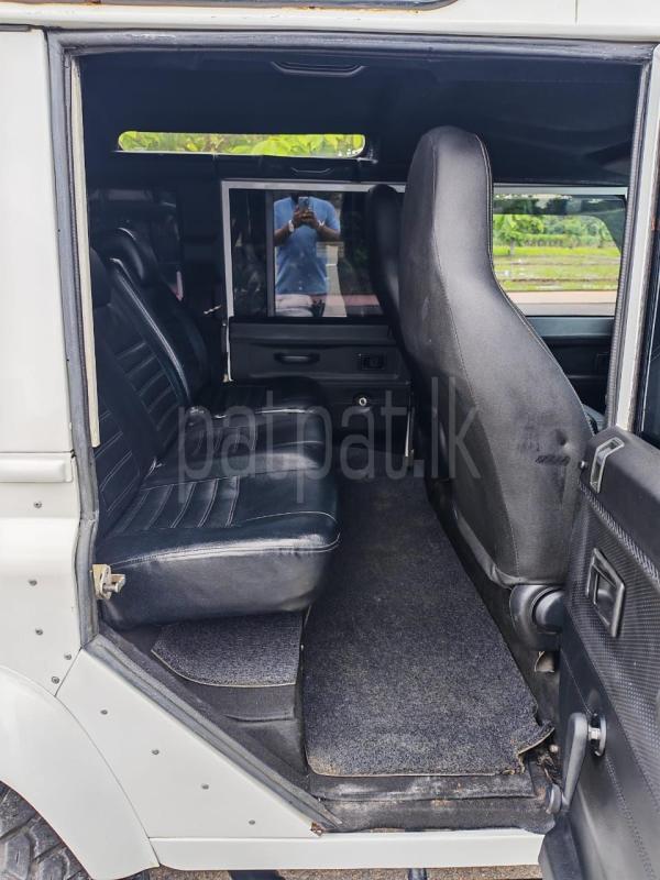 Land Rover Defender 1996 - Used SUV sale in Sri Lanka - patpat.lk
