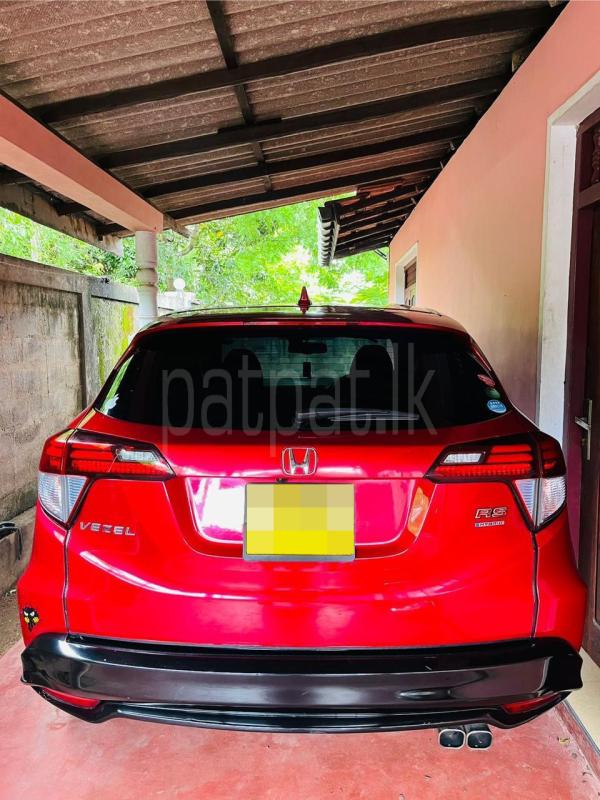 Honda Vezel 2017 - Used SUV sale in Sri Lanka - patpat.lk