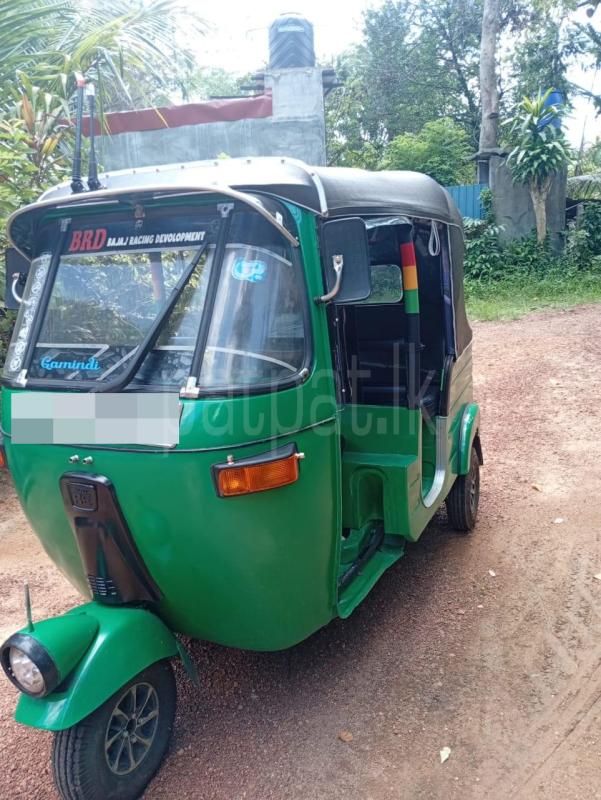 Bajaj Three Wheel 2005 - භාවිතා කරන ලද ත්‍රිරෝද රථය sale in Sri Lanka - patpat.lk