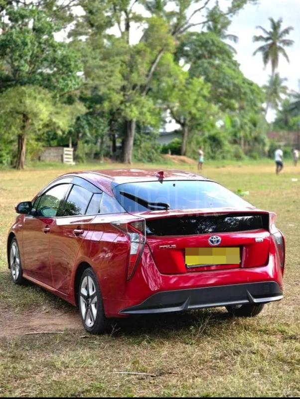 Toyota Prius 2015 - பயன்படுத்தப்பட்டது கார் sale in Sri Lanka - patpat.lk