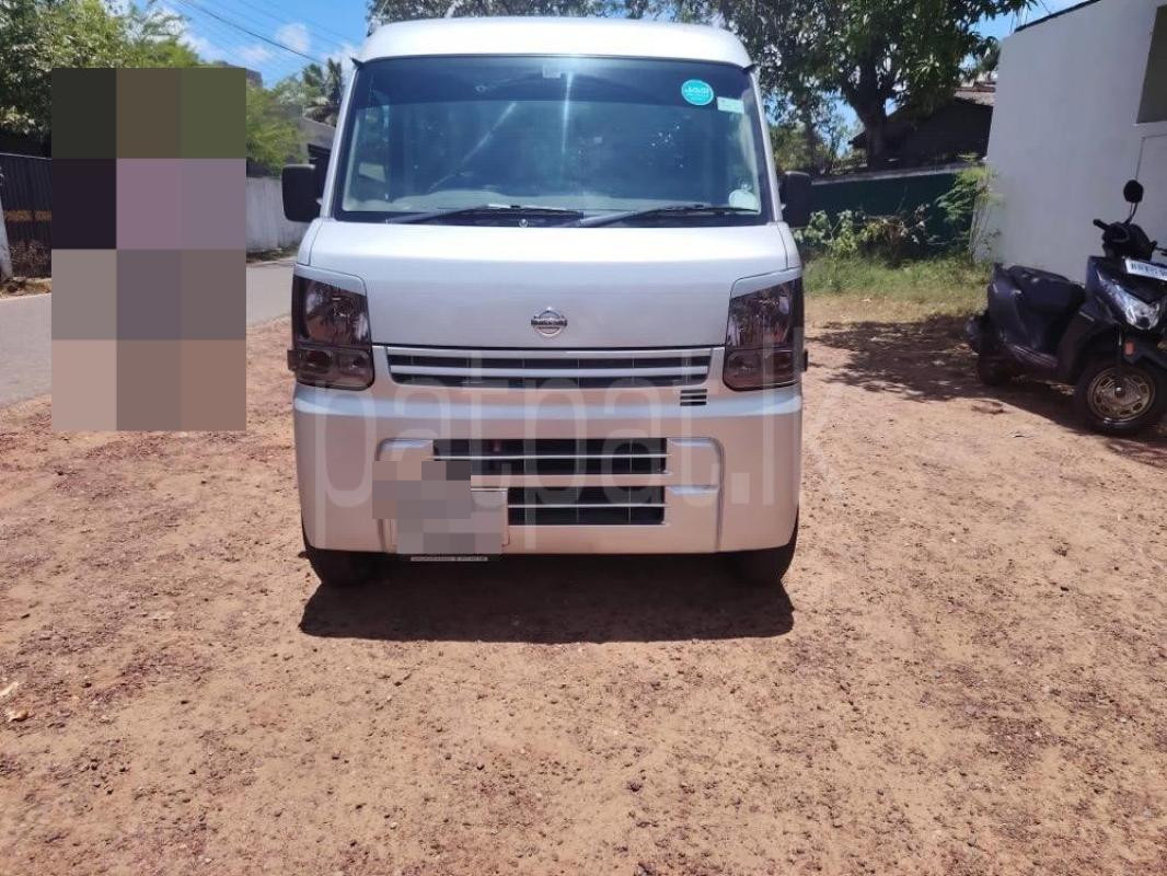 Nissan NV100 2016 - Used Van sale in Sri Lanka - patpat.lk