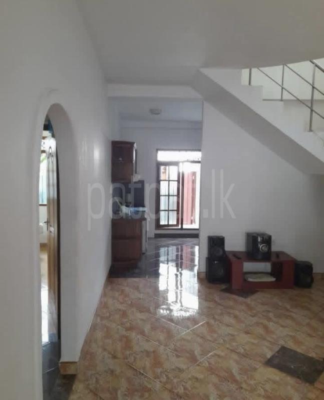 House for Sale in Athurugiriya