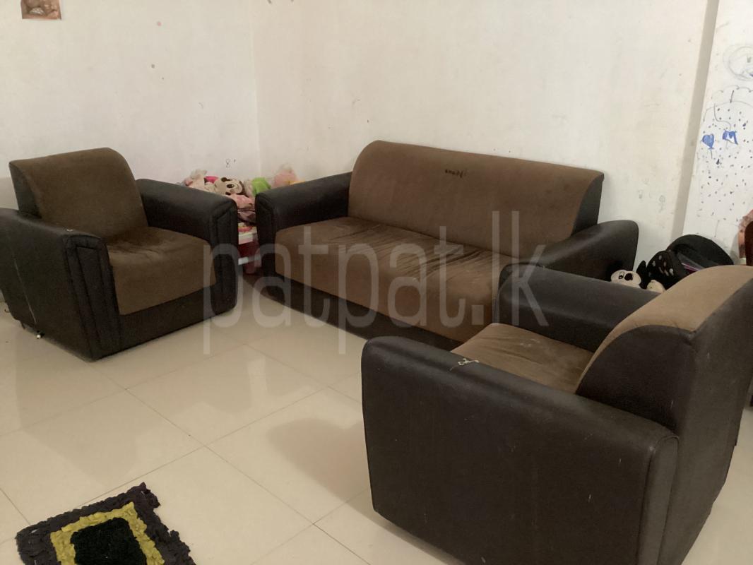 Used sofa ads-image-1