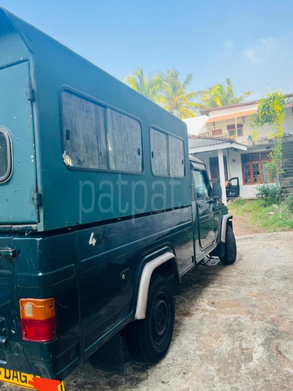 Advertisement image 6