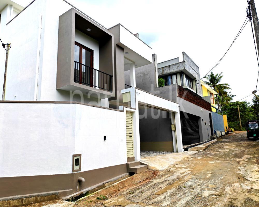 Advertisement image 1