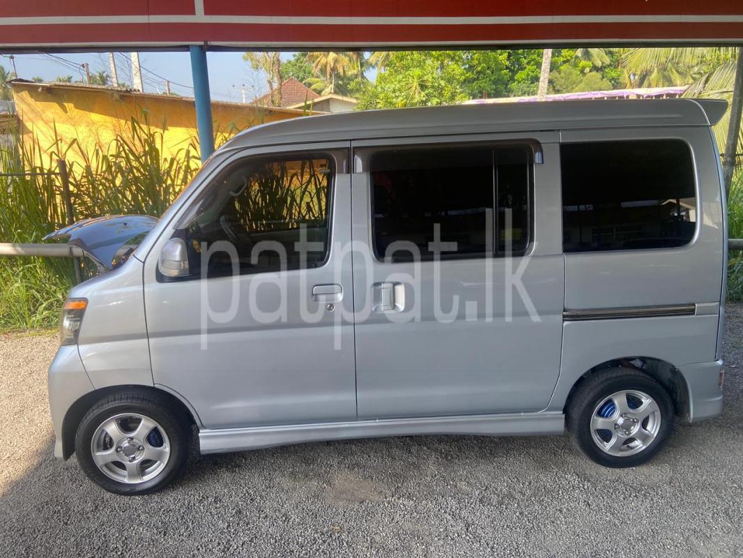 Advertisement image 1