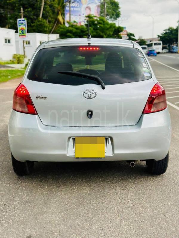 Toyota Vitz 2007 - பயன்படுத்தப்பட்டது கார் sale in Sri Lanka - patpat.lk