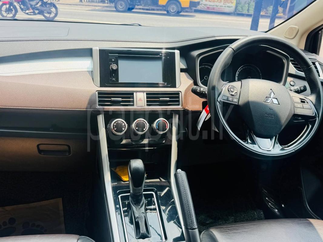 Mitsubishi Xpander Cross 2020 - Used SUV sale in Sri Lanka - patpat.lk
