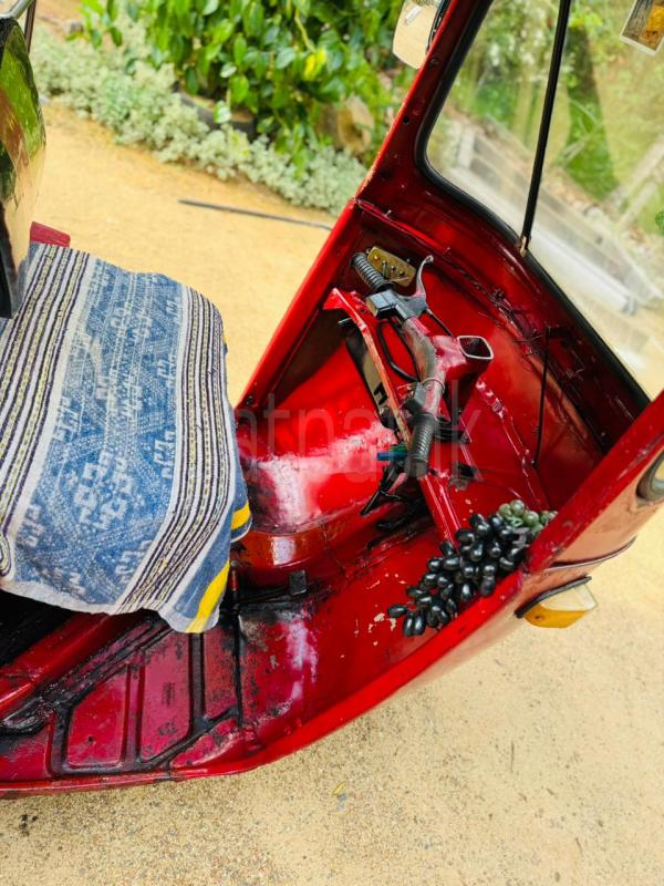 Bajaj Three Wheel 1998 - Used Three wheeler sale in Sri Lanka - patpat.lk