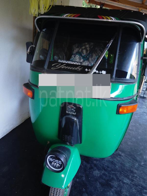 Bajaj 4 stroke 2009 - பயன்படுத்தப்பட்டது முச்சக்கர வண்டி sale in Sri Lanka - patpat.lk