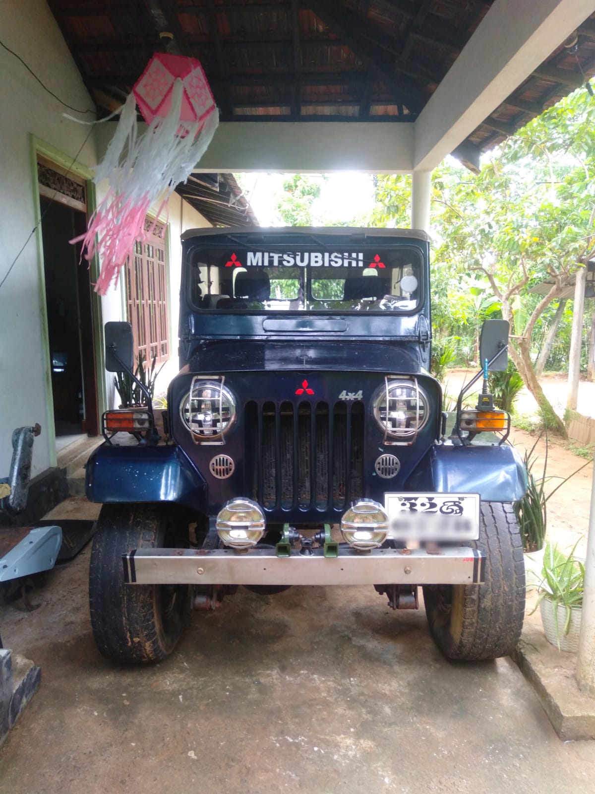 Mitsubishi 4DR5 1980 - Used SUV sale in Sri Lanka - patpat.lk