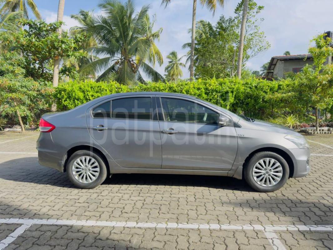 Suzuki Ciaz 2015 - பயன்படுத்தப்பட்டது கார் sale in Sri Lanka - patpat.lk