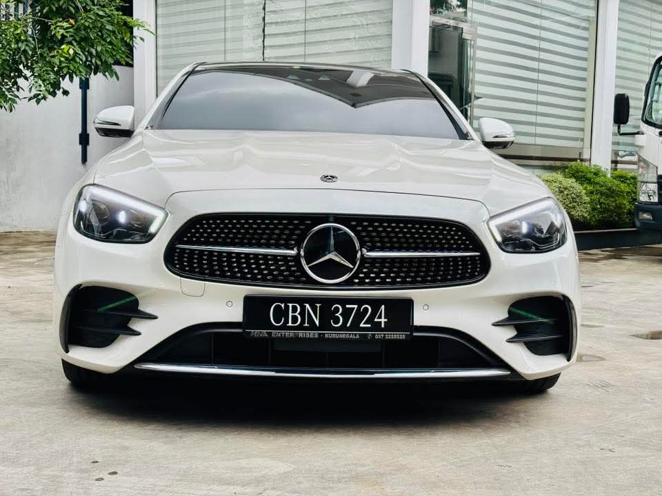 Mercedes Benz E200 2023 - பயன்படுத்தப்பட்டது கார் sale in Sri Lanka - patpat.lk