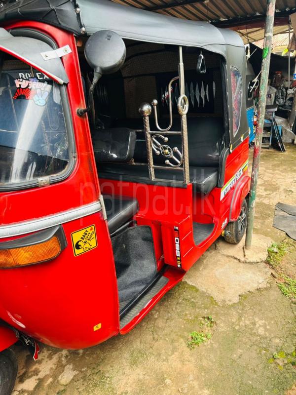Bajaj 2 stroke 2007 - பயன்படுத்தப்பட்டது முச்சக்கர வண்டி sale in Sri Lanka - patpat.lk
