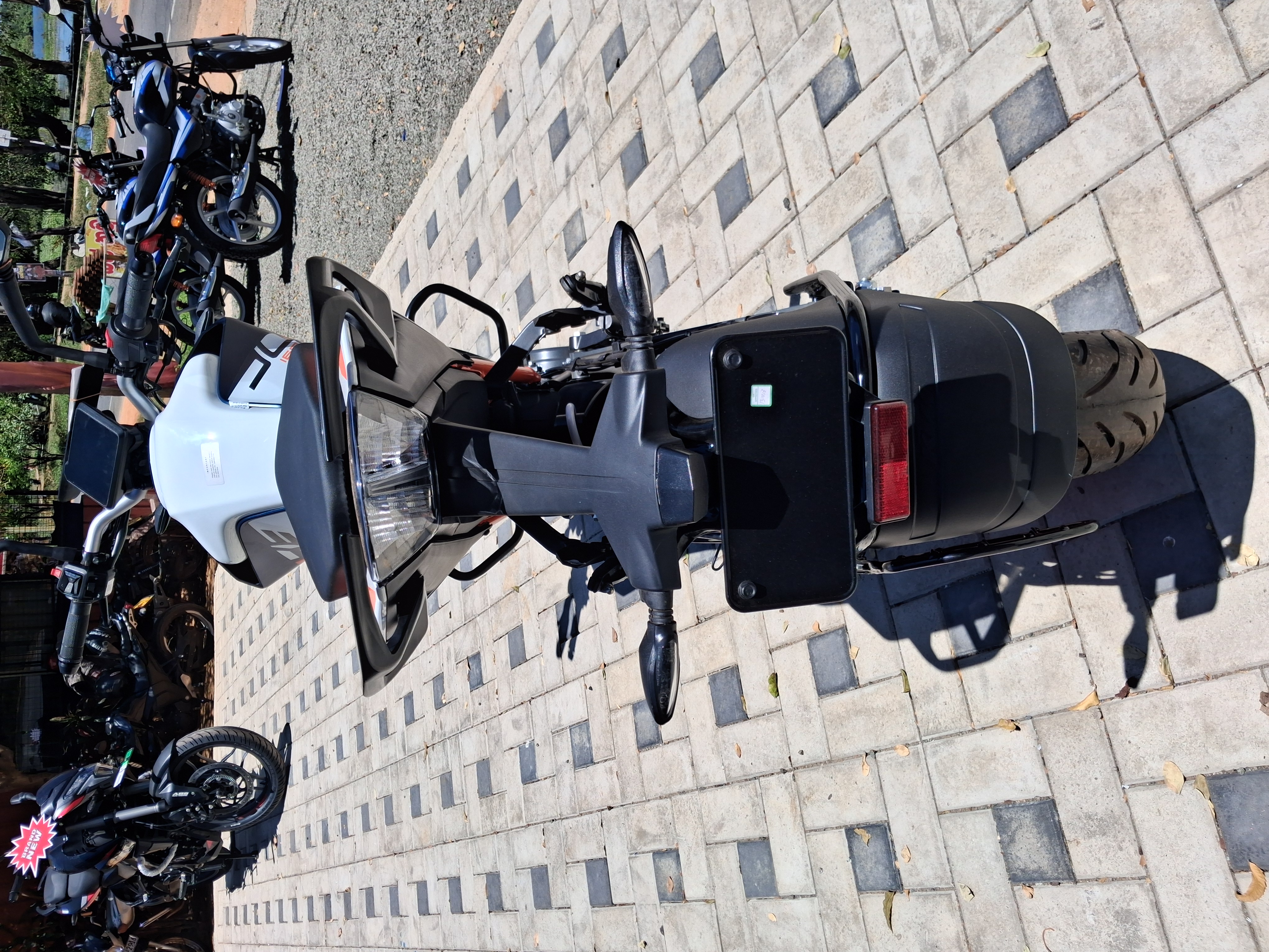 Advertisement image 3