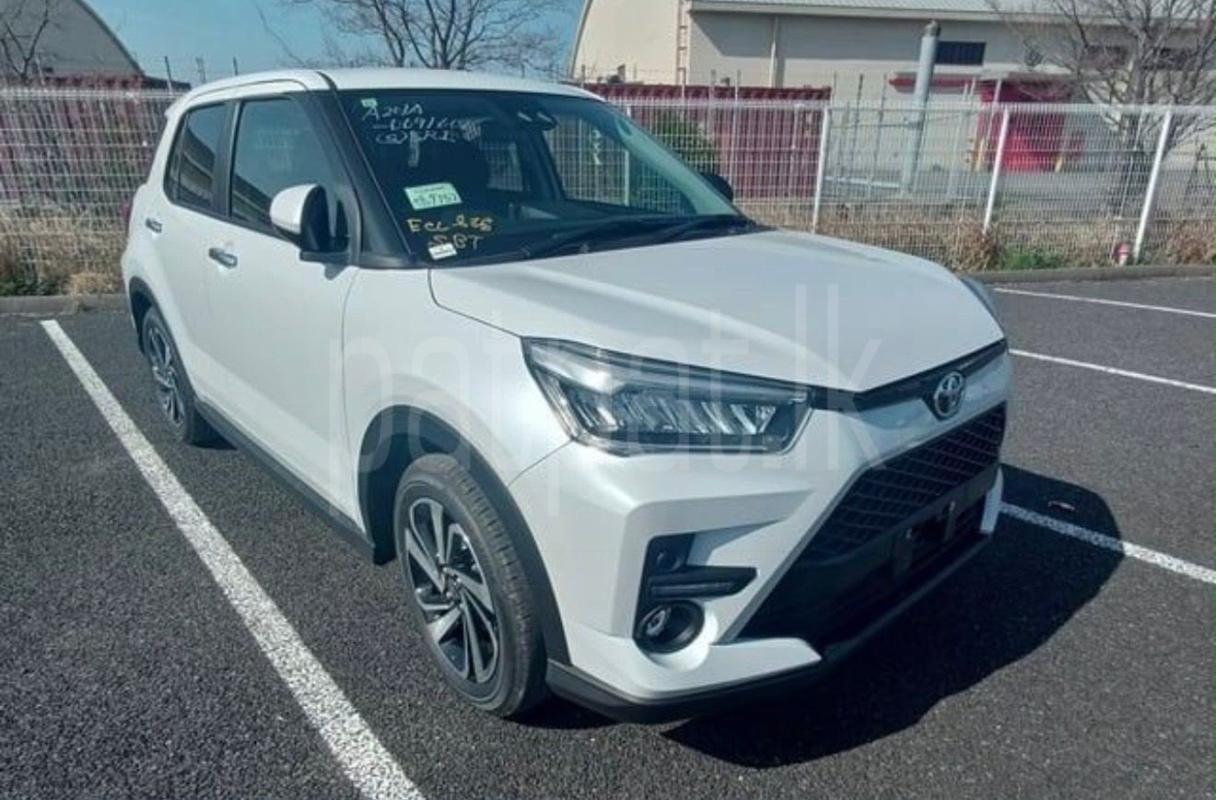 Toyota Raize 2023 - අලුත් SUV රථය sale in Sri Lanka - patpat.lk