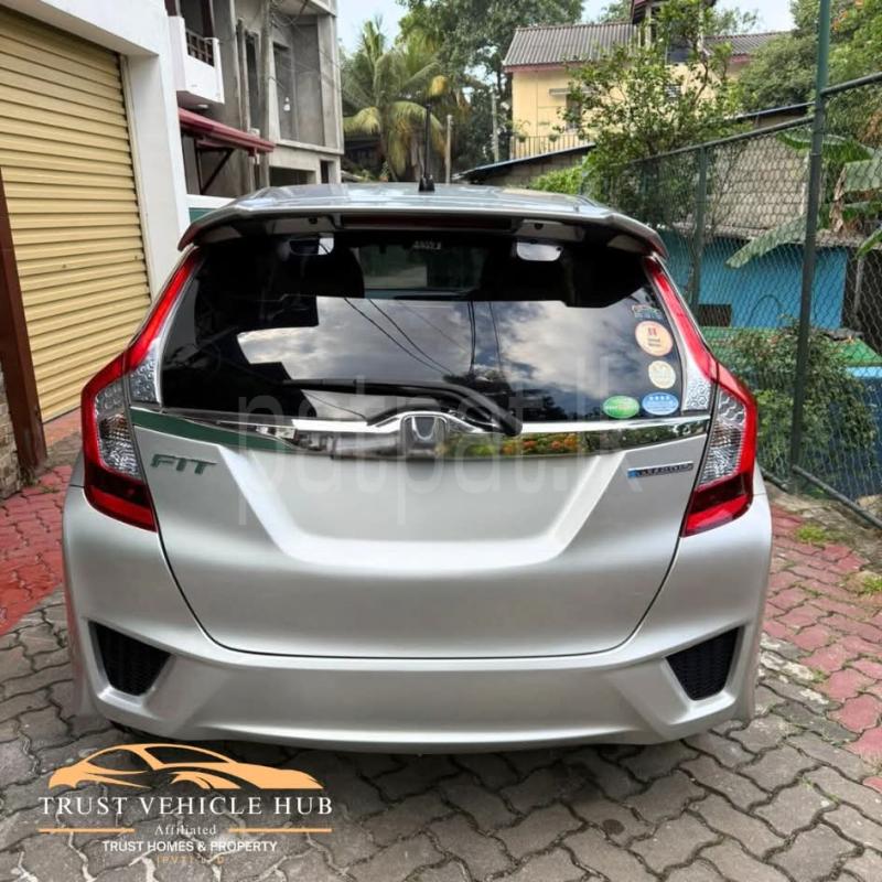 Advertisement image 2