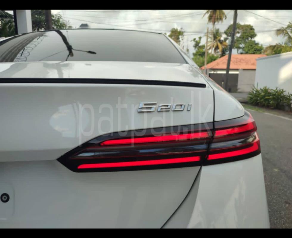 BMW 520I 2023 - சான்றளிக்கப்பட்டது கார் sale in Sri Lanka - patpat.lk