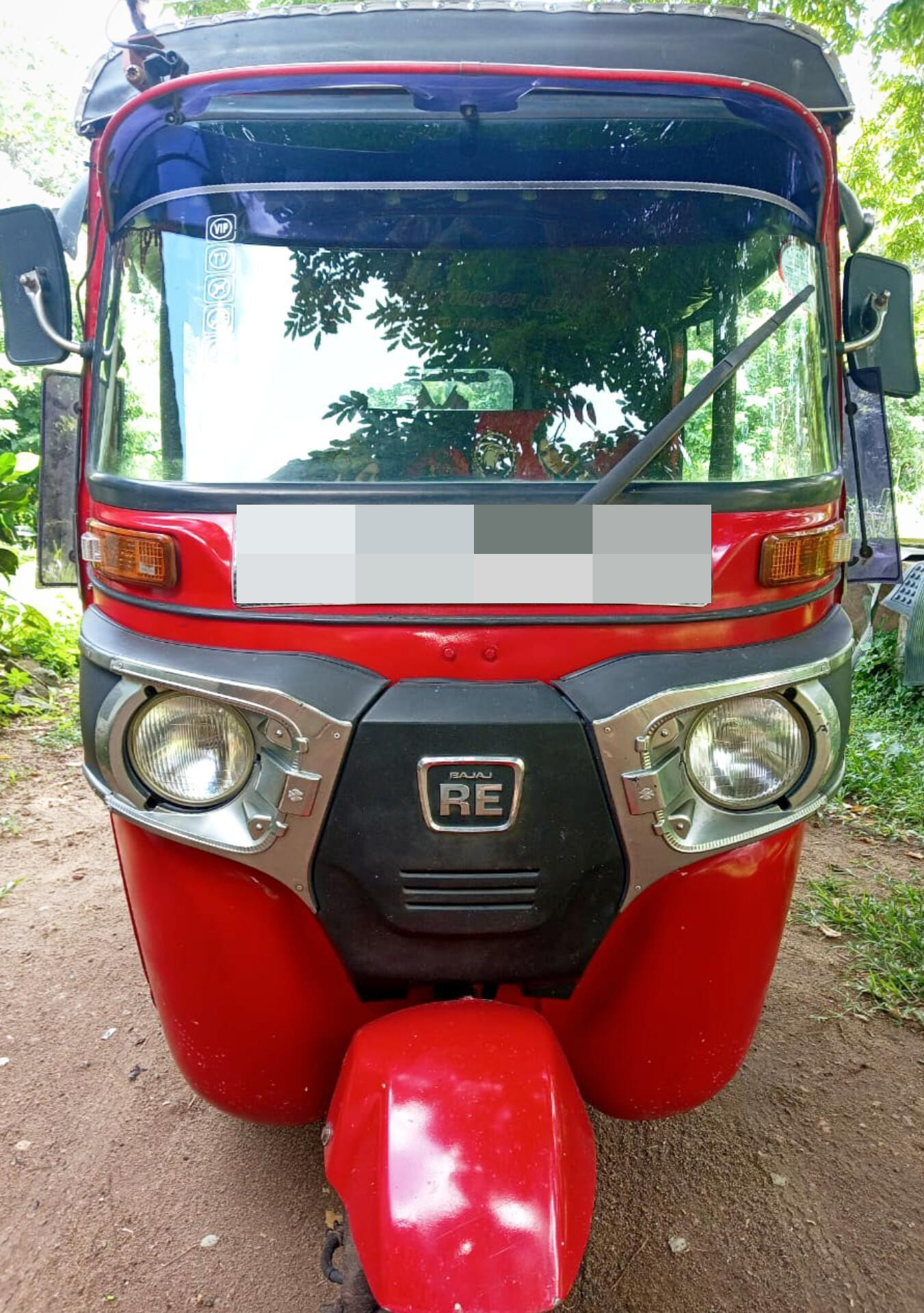 Bajaj 4 stroke 2015 - Used Three wheeler sale in Sri Lanka - patpat.lk