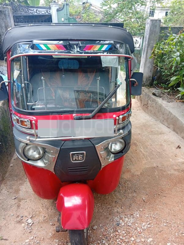 Bajaj Three Wheel 2015 - භාවිතා කරන ලද ත්‍රිරෝද රථය sale in Sri Lanka - patpat.lk