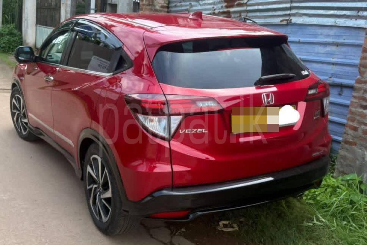 Honda Vezel 2017 - பயன்படுத்தப்பட்டது SUV sale in Sri Lanka - patpat.lk