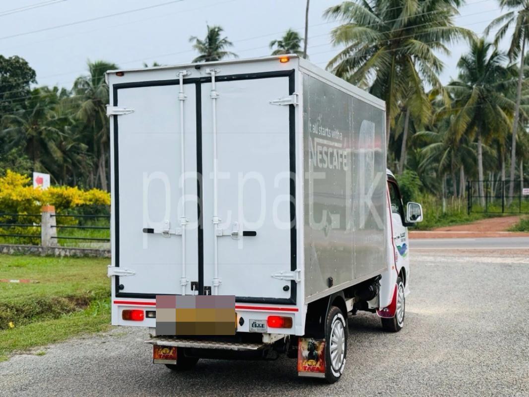 Advertisement image 3