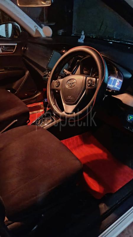 Toyota Axio 2015 - பயன்படுத்தப்பட்டது கார் sale in Sri Lanka - patpat.lk