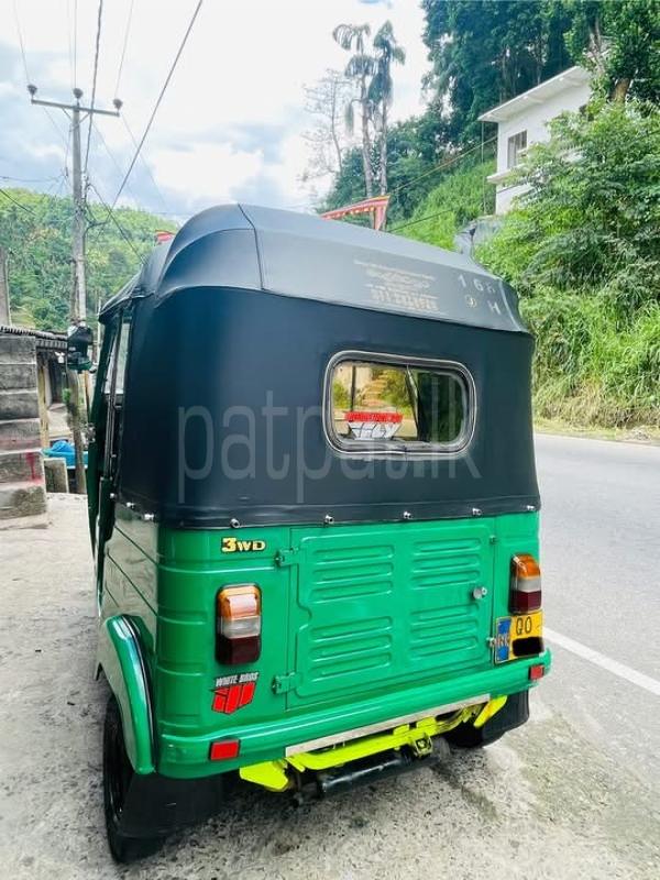 Bajaj Three Wheel 2010 - Used Three wheeler sale in Sri Lanka - patpat.lk