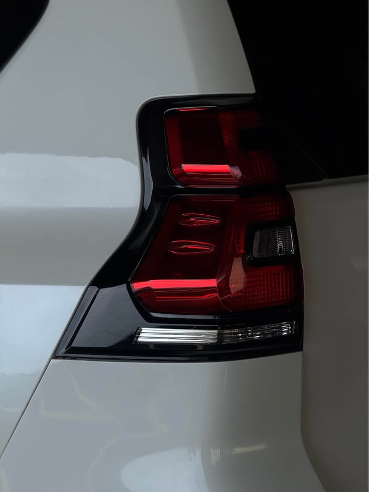 Toyota Land Cruiser Prado 2023 - பயன்படுத்தப்பட்டது SUV sale in Sri Lanka - patpat.lk