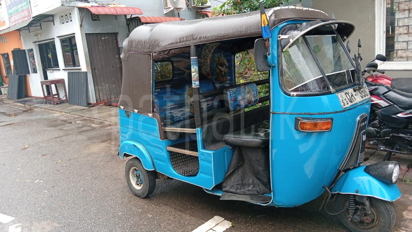 Bajaj 2 stroke 2007 - භාවිතා කරන ලද ත්‍රිරෝද රථය sale in Sri Lanka - patpat.lk
