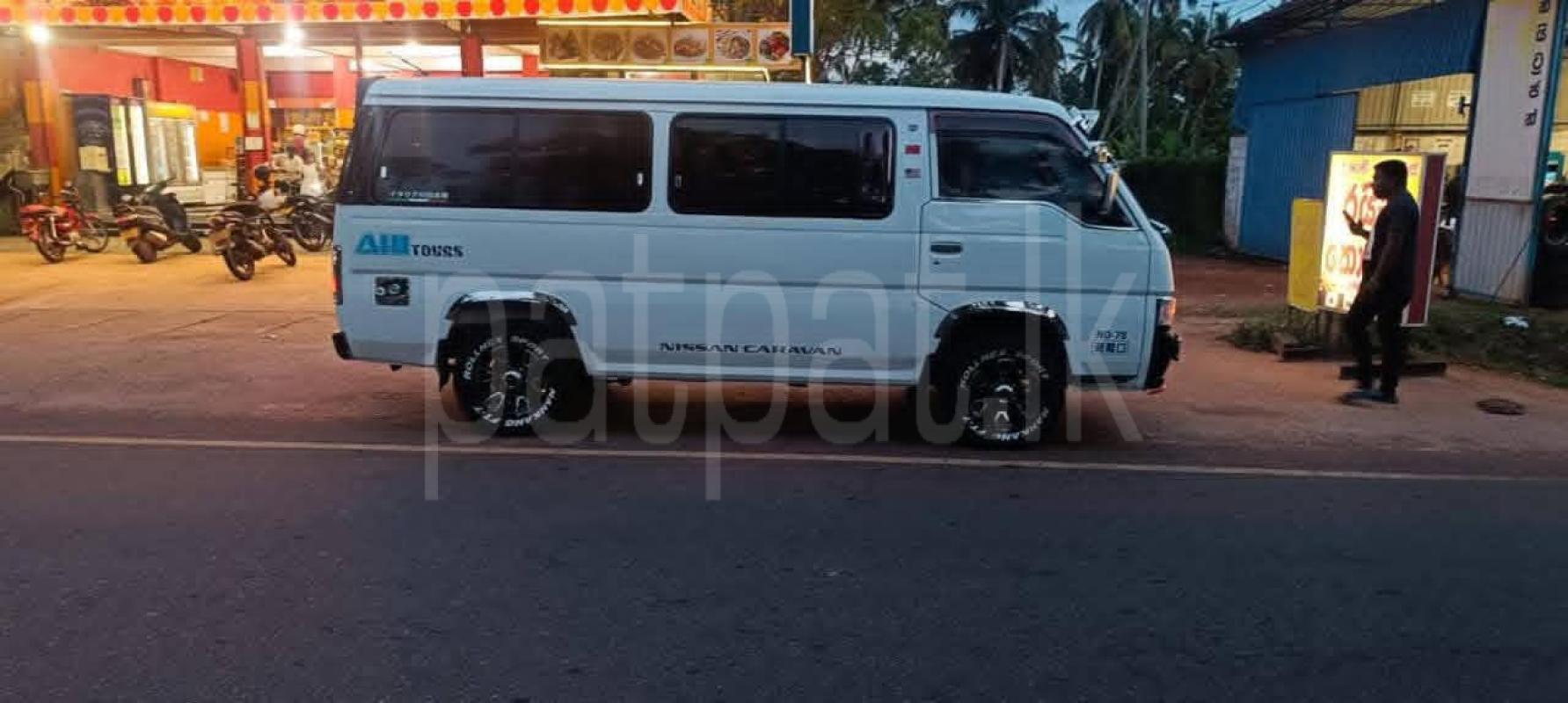 Nissan Caravan 1999 - பயன்படுத்தப்பட்டது வேன் sale in Sri Lanka - patpat.lk