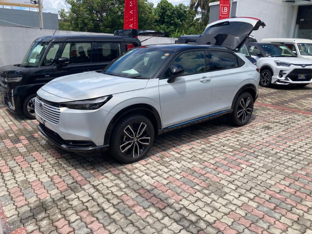 Honda Vezel 2025 ads-image-1