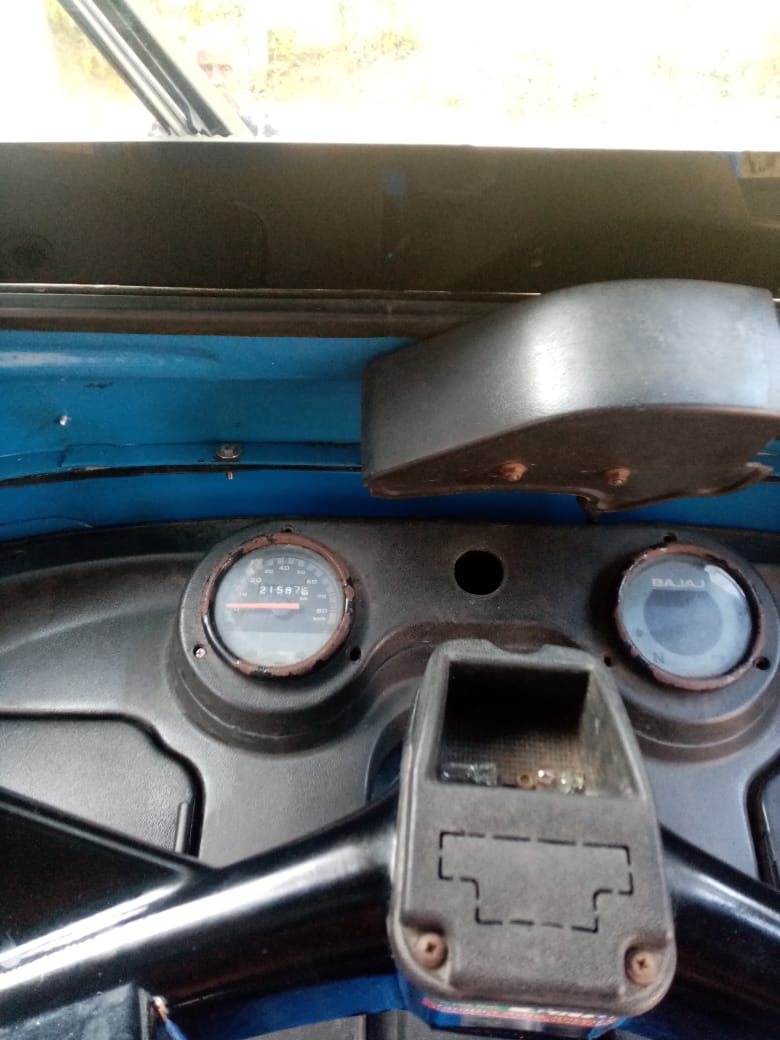 Bajaj Three Wheel 2012 - பயன்படுத்தப்பட்டது முச்சக்கர வண்டி sale in Sri Lanka - patpat.lk