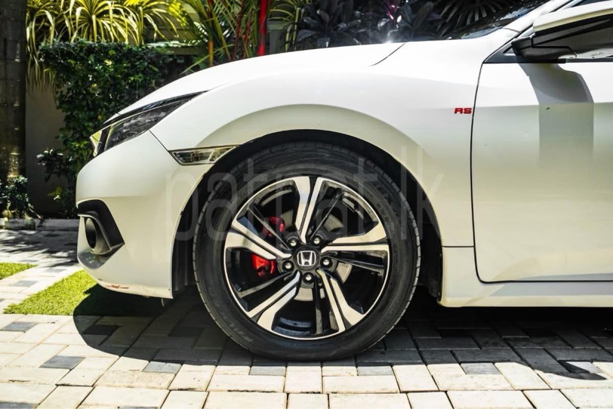 Honda Civic 2017 - Used Car sale in Sri Lanka - patpat.lk