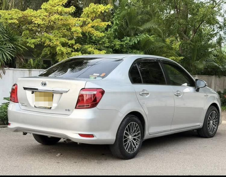 Toyota Axio 2015 - பயன்படுத்தப்பட்டது கார் sale in Sri Lanka - patpat.lk