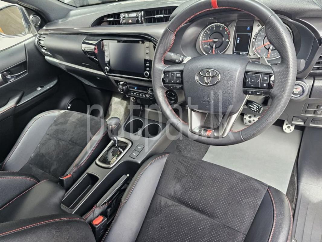 Advertisement image 6