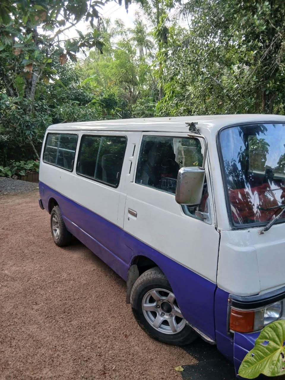 Nissan Caravan 1987 - பயன்படுத்தப்பட்டது வேன் sale in Sri Lanka - patpat.lk