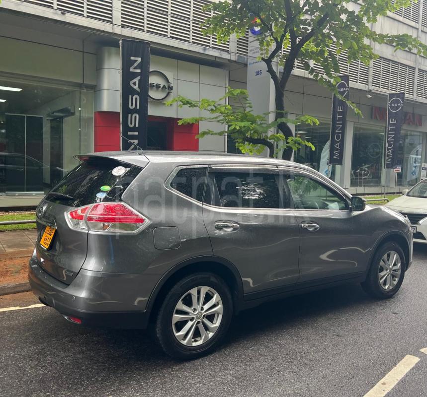 Advertisement image 3