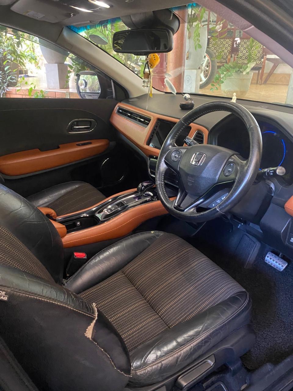 Honda Vezel 2014 - Used SUV sale in Sri Lanka - patpat.lk