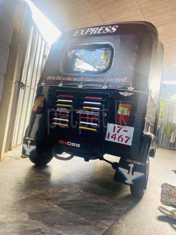 Bajaj 2 stroke 1990 - භාවිතා කරන ලද ත්‍රිරෝද රථය sale in Sri Lanka - patpat.lk