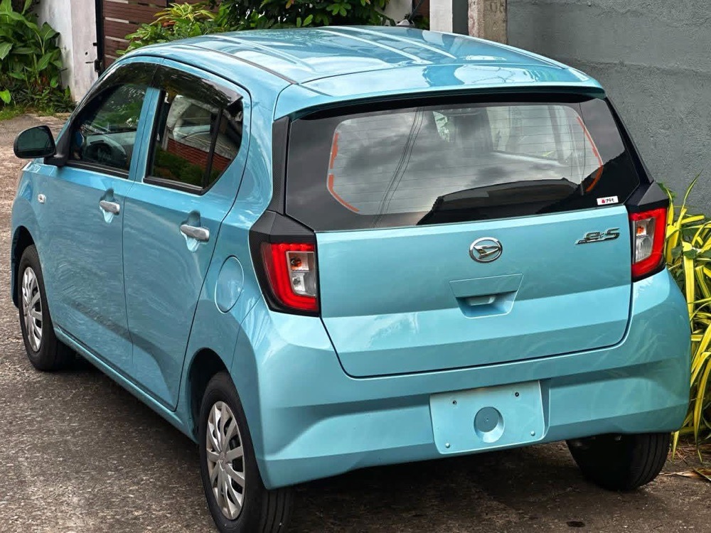 Advertisement image 6